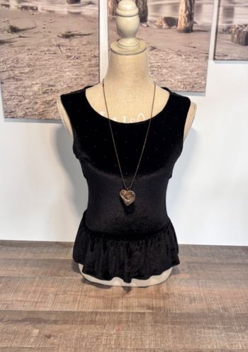 Top péplum imitation velours taille 36-38 s-m lipsy