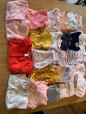Lot de vêtements 6 mois fille 👧🏻