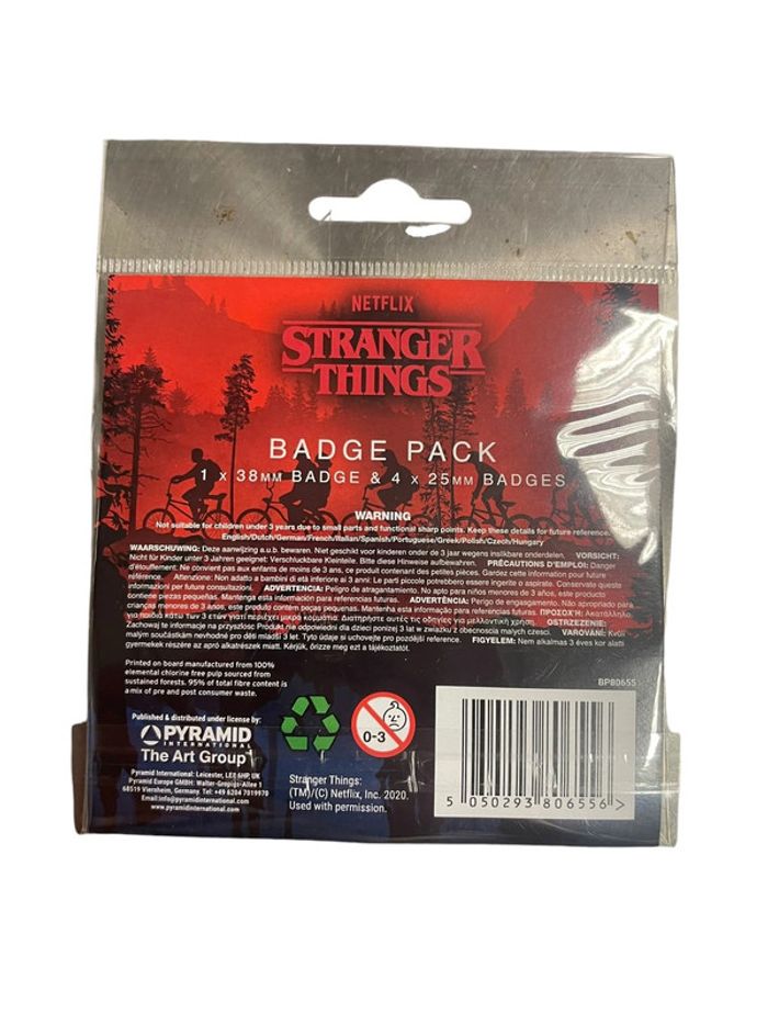 Badge pack Stranger Things x 5 badges neuf - photo numéro 2