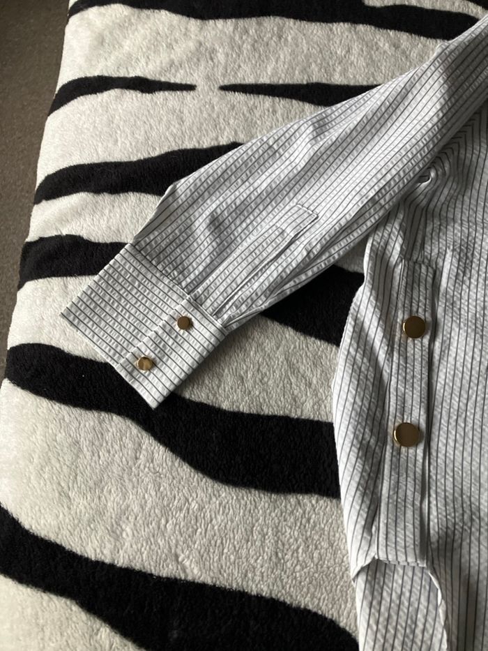 Chemise - photo numéro 4