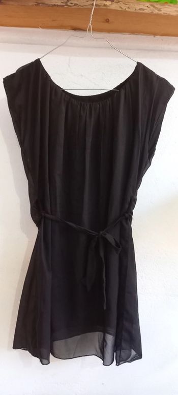 Robe noire voilage T36