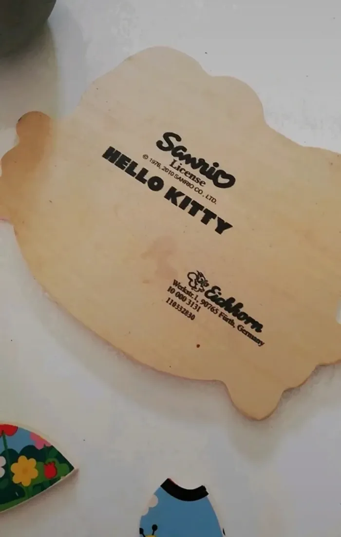 Puzzle en bois Hello Kitty - photo numéro 4