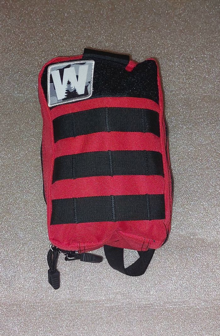Kit de survie  camping ,randonnée, trekking