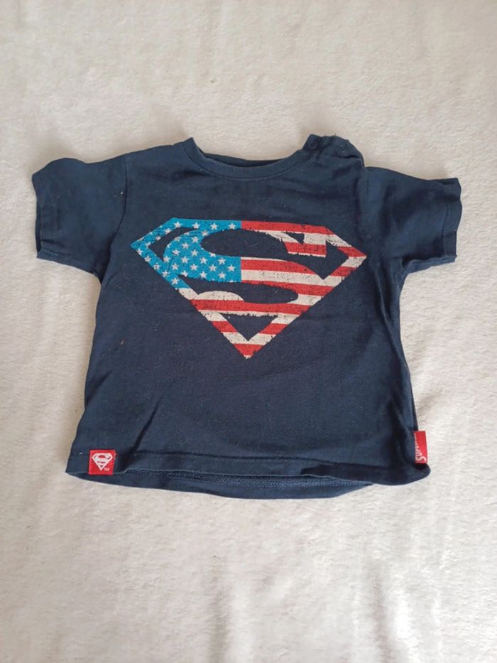 T-shirt bleu marine superman 18 mois
