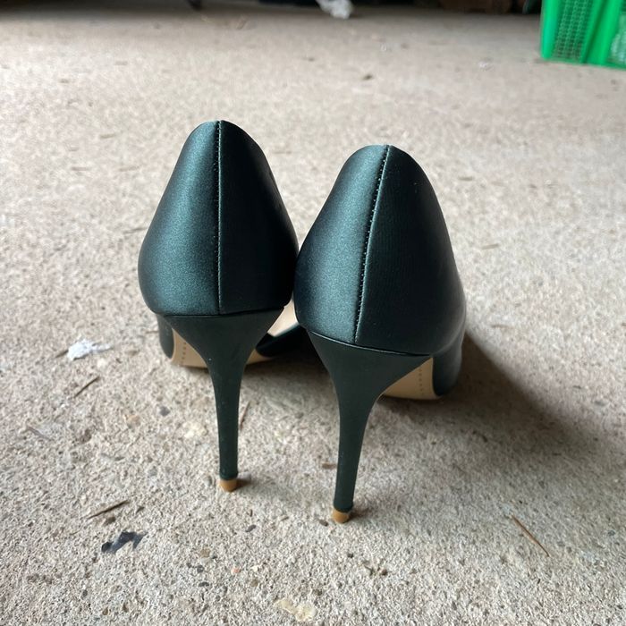 Escarpins vert sapin neufs - photo numéro 2