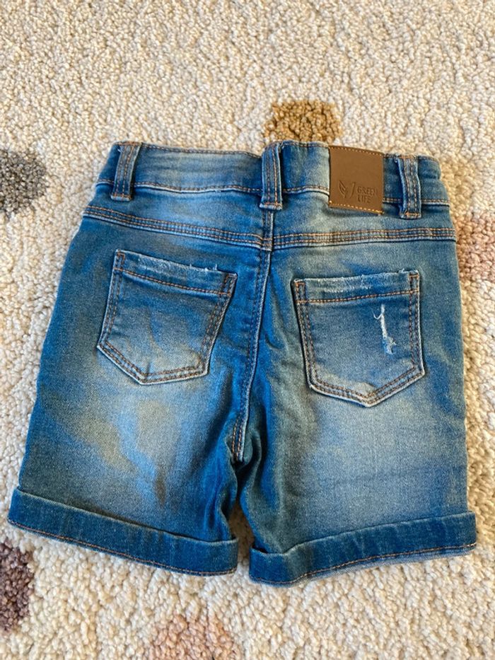 Short en jean neuf 6 mois - photo numéro 2