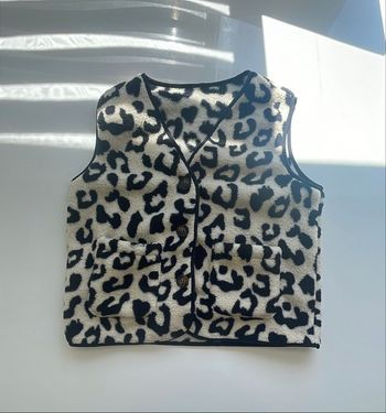 Gilet sans manches imprimé léopard noir et blanc 🐆