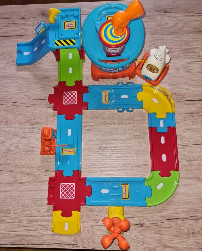 Aéroport tut tut bolides - photo numéro 2