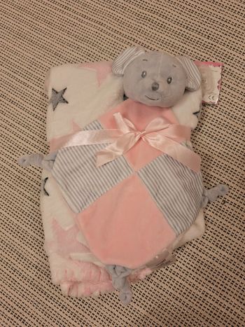 Doudou et couverture