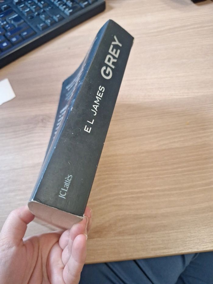 Grey El james - photo numéro 3