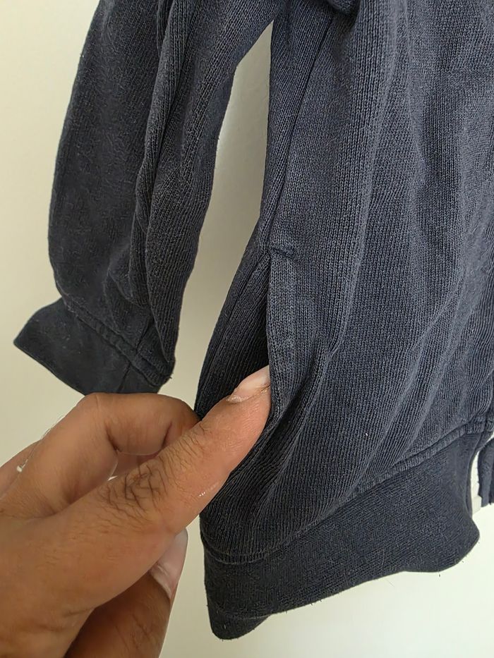 Pull a capuche à zip bleu marine Esprit taille 3 ans - photo numéro 3