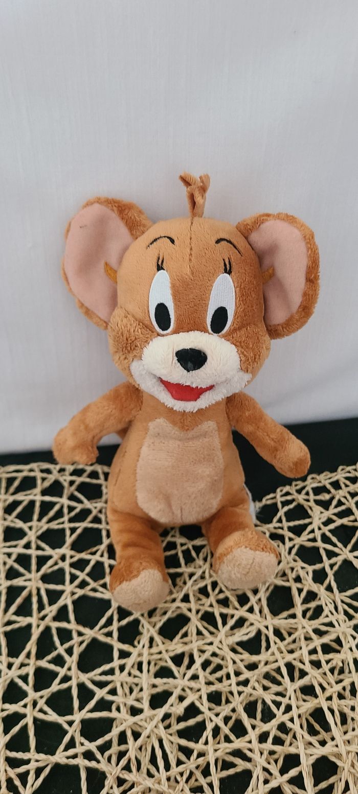 Peluche souris Jerry de Tom et Jerry GIPSY - photo numéro 2