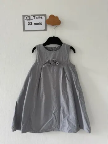 Robe grise - taille 23 mois 🌸