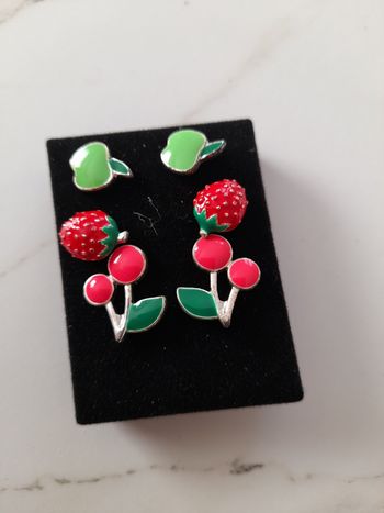 Boucle d oreille neuve