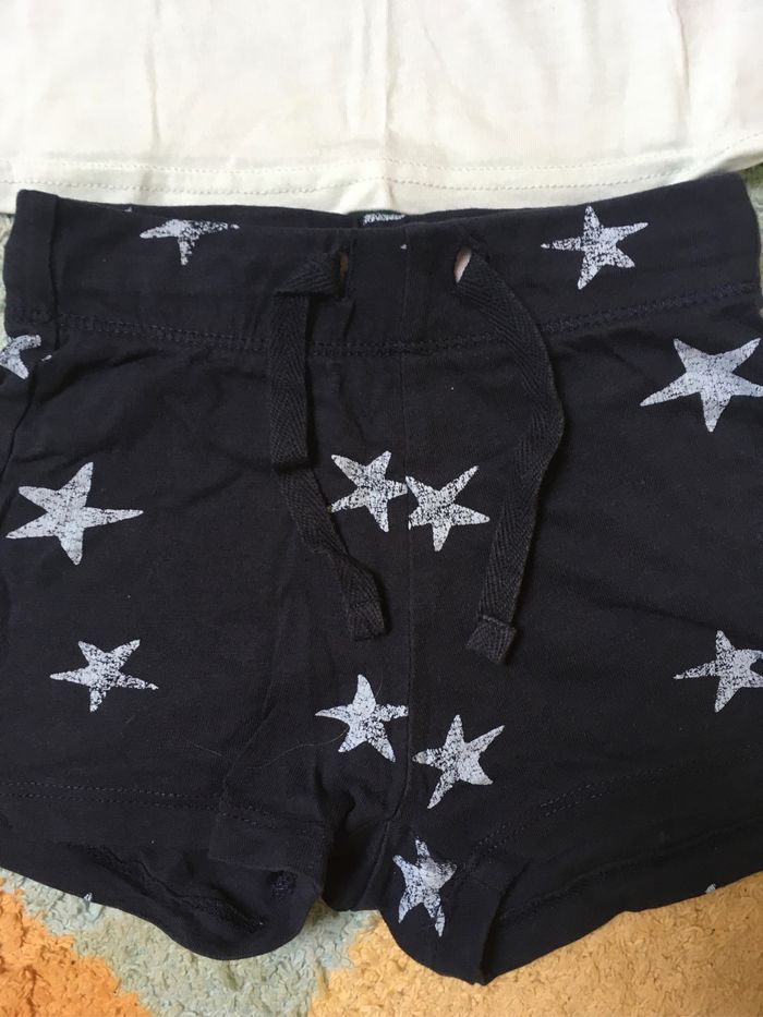 Ensemble tee-shirts et short en coton - 18 mois - kiabi - TBE - photo numéro 3