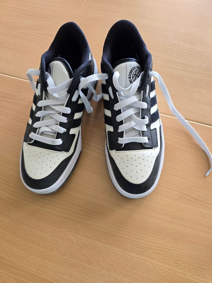 Basket adidas