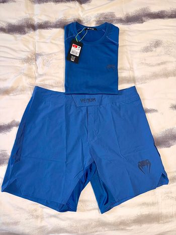 Ensemble Venum Contender Bleu – Rashguard & Fightshort MMA – Neuf XL