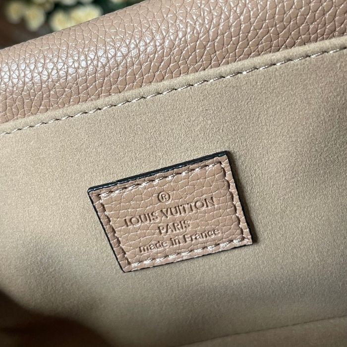 Louis Vuitton East West Métis  M46279 - photo numéro 9