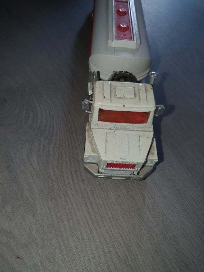 Camion citerne miniature Elf Antar - photo numéro 2