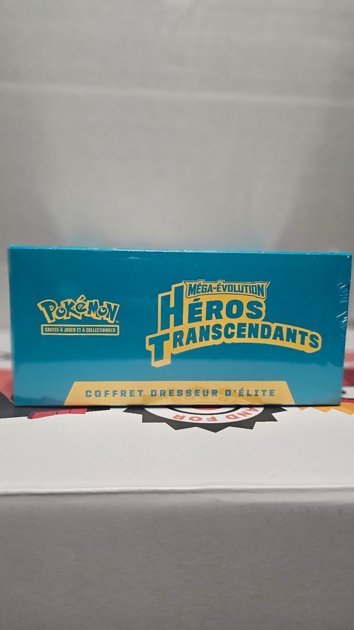 Coffret ETB Heros transcendant Pokemon me2.5 - photo numéro 4