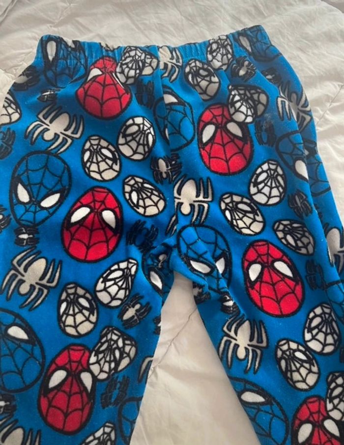 ensemble pyjama Spiderman - photo numéro 11