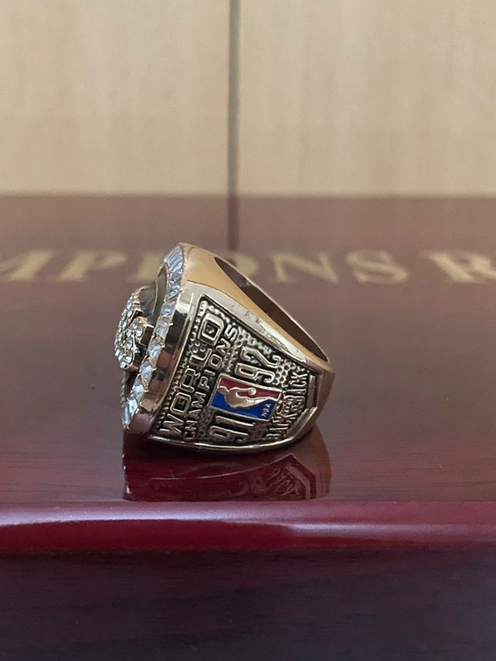 Bague NBA Bulls - photo numéro 2