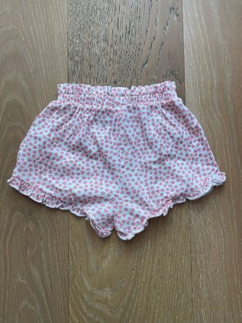Kiabi short rose et blanc 9 mois