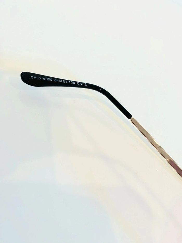 Lunette de soleil femme cœur violette et dorée UV protection catégorie 2 - photo numéro 5