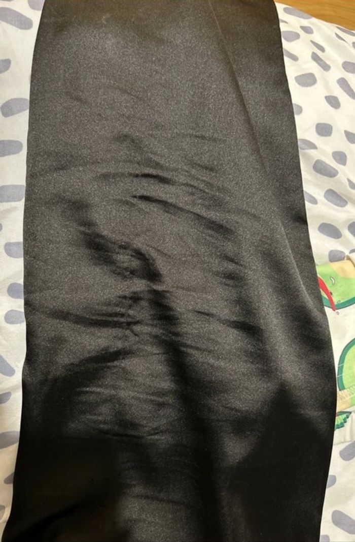 Pantalon large noir en satin - Taille unique - Très bon état - photo numéro 4