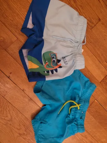 Short de bain + short 4 ans