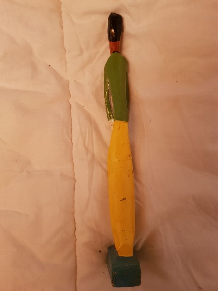 Statuette en bois africain - photo numéro 2