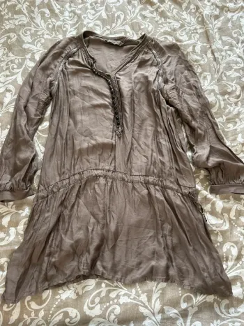 Robe marron beige strass taille m kosmika