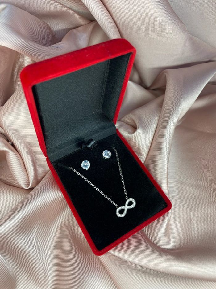 Collier et boucle avec écrin - photo numéro 3