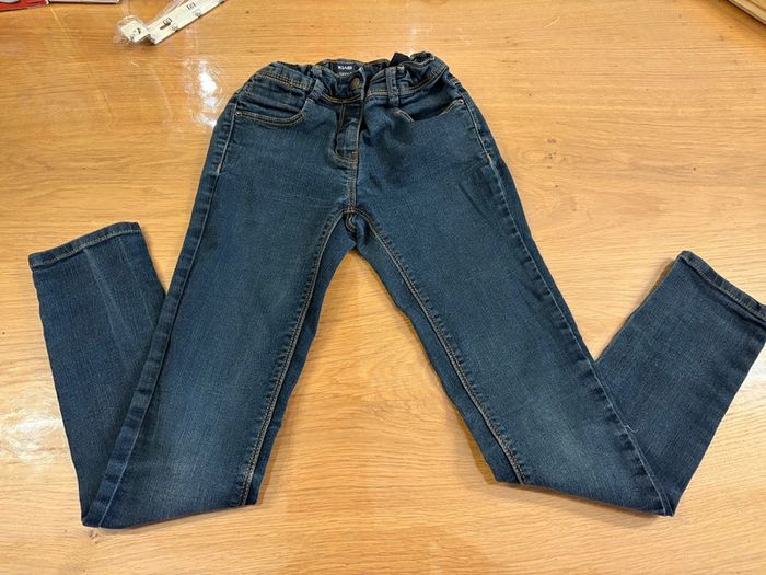 Jean skinny fit taille 10 ans