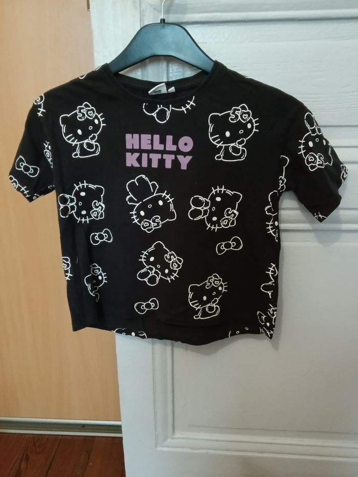 Tee-shirt hello Kitty noir et multicolore