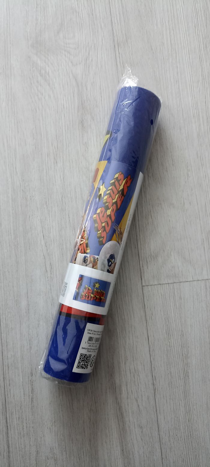 Chemin de table anniversaire enfant neuf