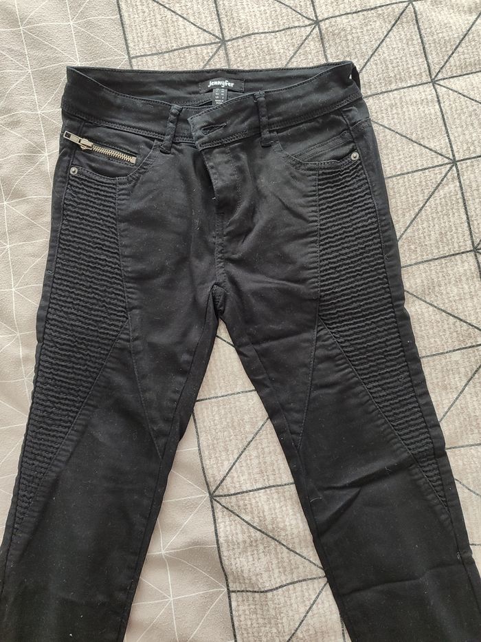 Pantalon noir - photo numéro 3