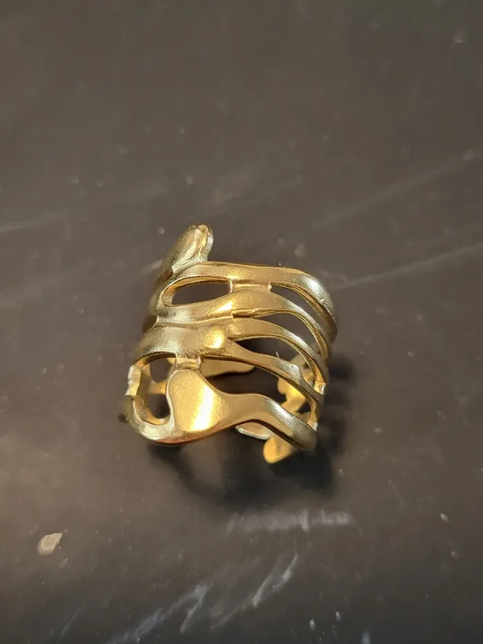 Bague en acier inoxydable doré avec arabesque - photo numéro 2