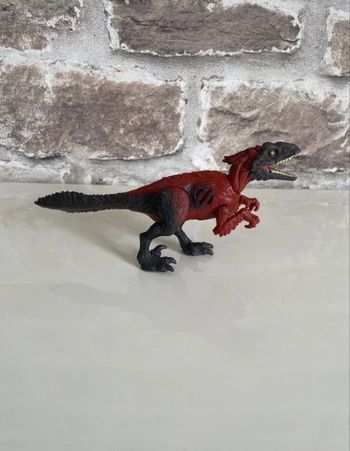 Dinosaure Pyroraptor jurassic world