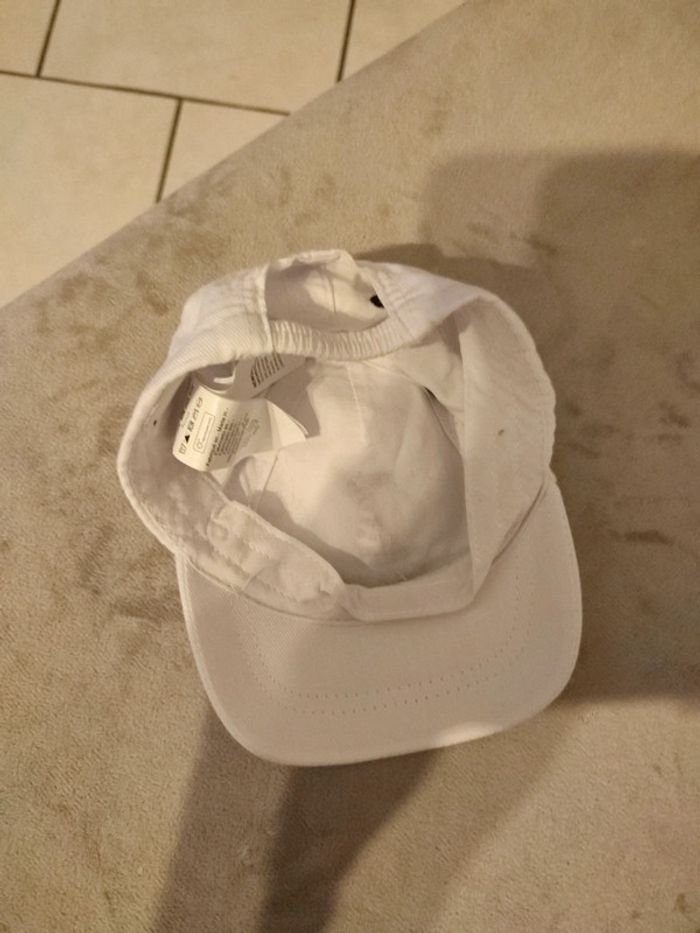 Casquette - photo numéro 2