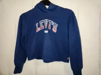 Pull court levi's taille 10 ans