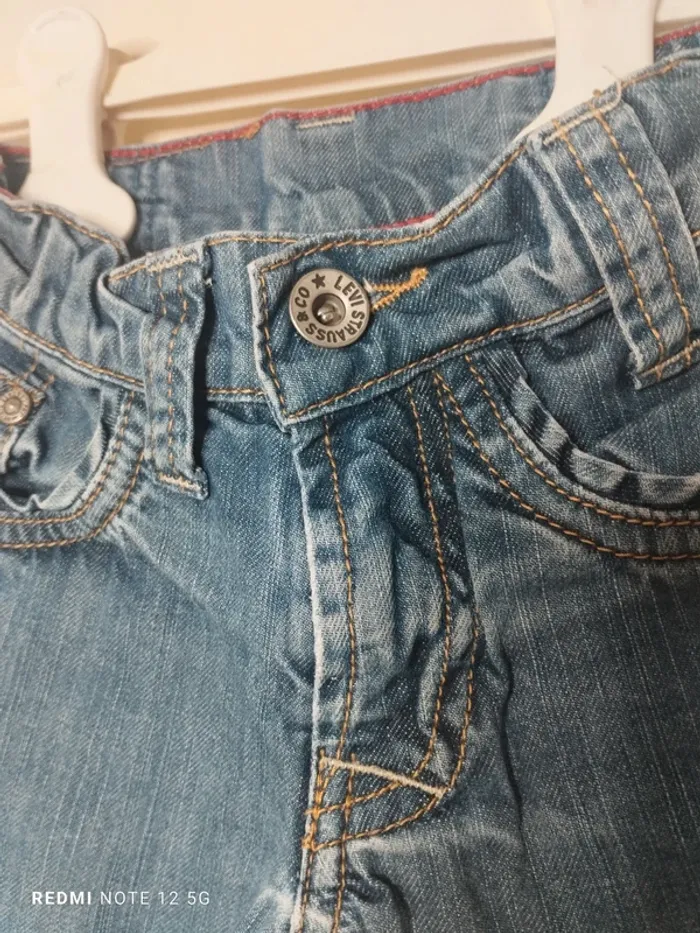 Short en jean Levi's taille 3 ans - photo numéro 3