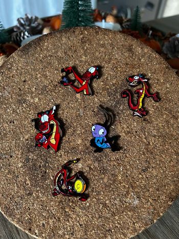 Le tout pour 7€50 pins mulan