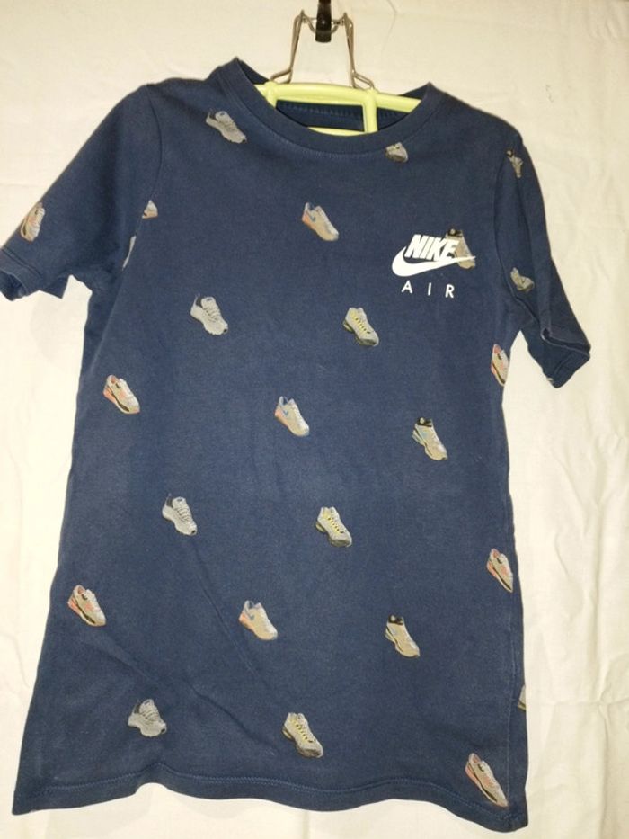 T-shirt Nike