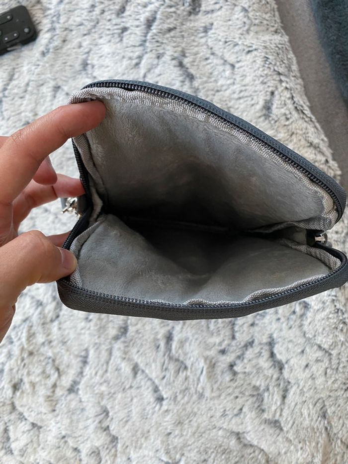 Pochette - photo numéro 4