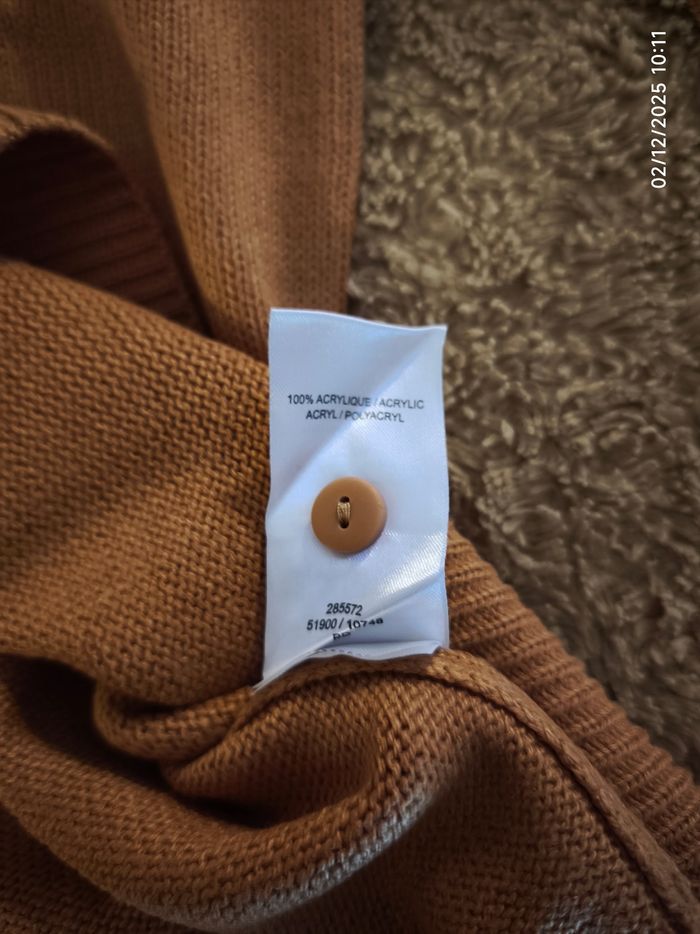 🌿 Joli pull moutarde col chemise - photo numéro 9