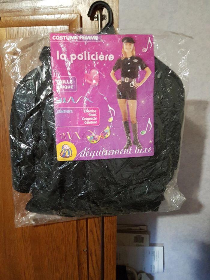 Déguisement  femme  la policière