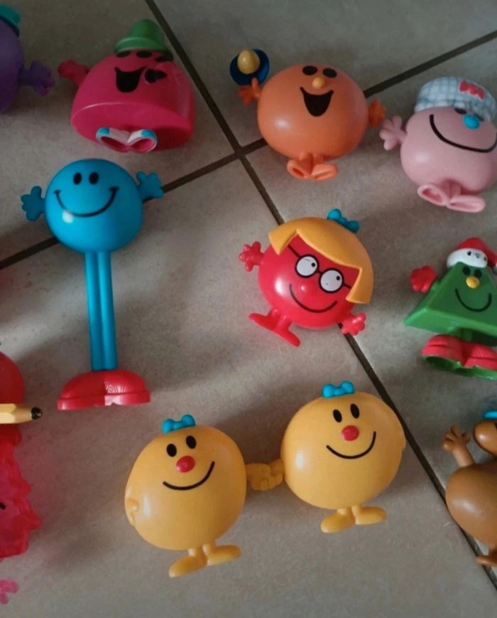 19 figurines + 1 livre de Monsieur Madame - photo numéro 3