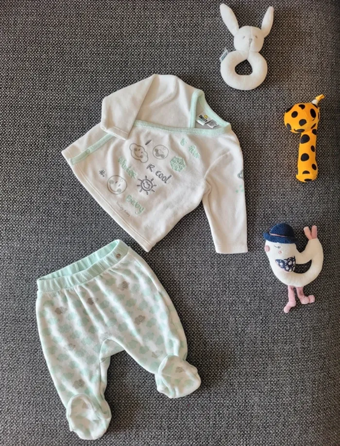 Pyjama velours 2 pièces 3 mois - photo numéro 4