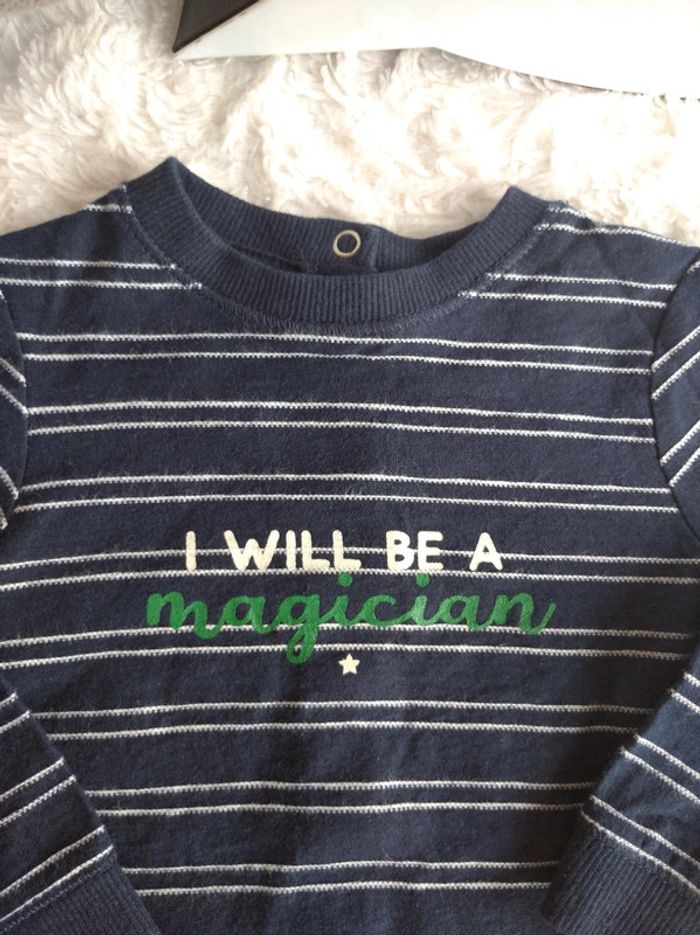 Ensemble (tee shirt manches longues+pantalon) Garçon 6 mois magicien magician Kiabi - photo numéro 5